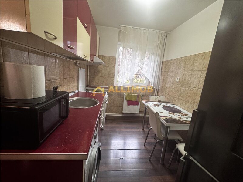 Ploiesti, apartament 2 camere de inchiriat.